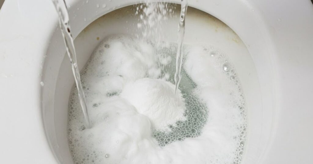 Baking soda and vinegar used to unclog a toilet naturally